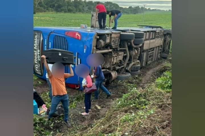 Ônibus que saiu de Marabá com destino a São Luís tomba na BR-226