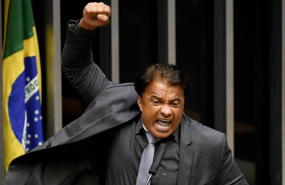 A PF (Polícia Federal) prendeu um ex-deputado federal pelo estado do Pará
