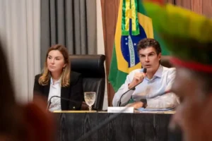 Governador e vice participam de reunião que formula Política Estadual de Educação Escolar Indígena